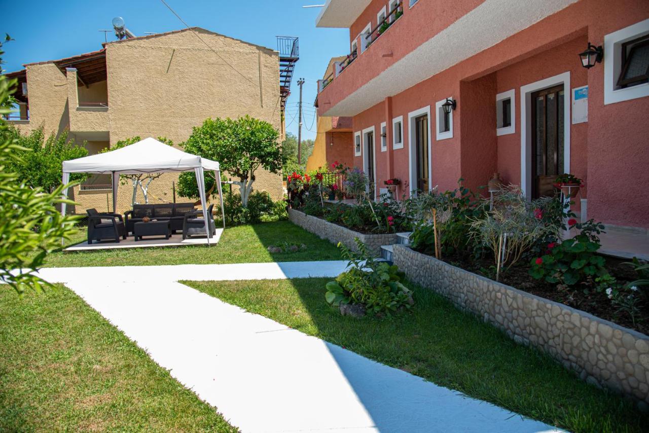 Costas Apartments Mesongí Exterior foto